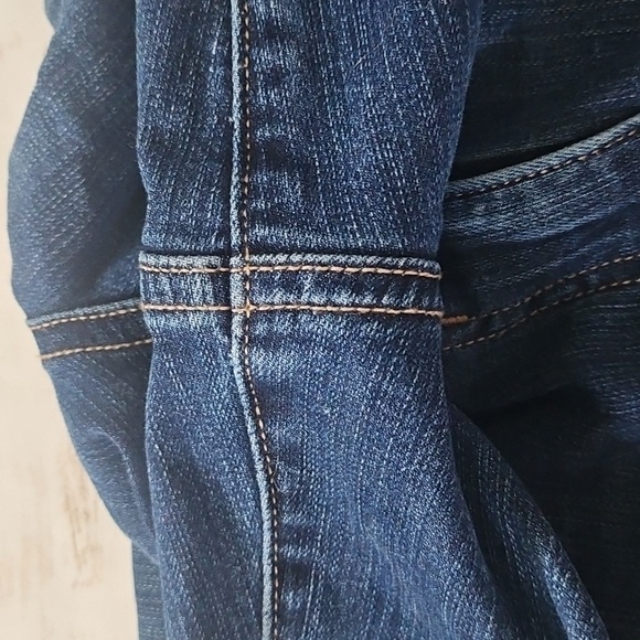 Maurices Mid-Fit Mid-Rise Straight Crop - Picture 7 of 13